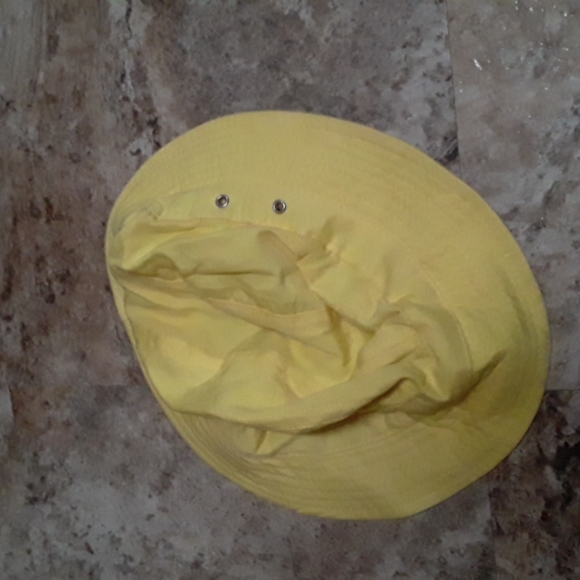 Yellow Hat - Picture 2 of 5